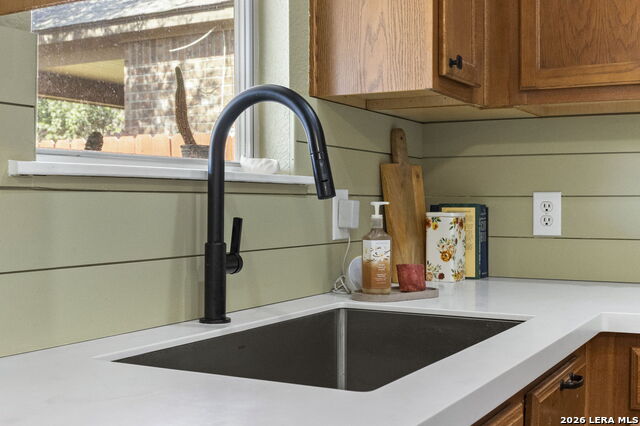13910 Caprese Hl Property Photo 18