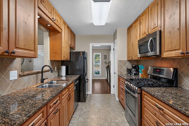 2839 Whisper Path St Property Photo 11