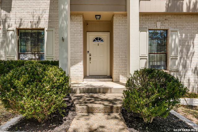 8823 Shade Tree Property Photo 3