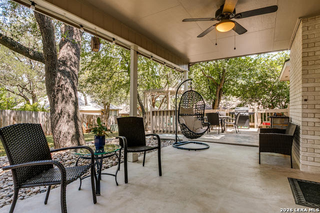 8823 Shade Tree Property Photo 27