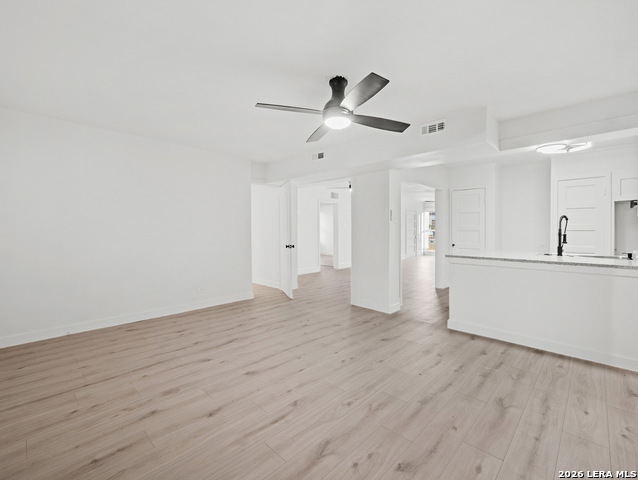 707 Chicago Property Photo 16