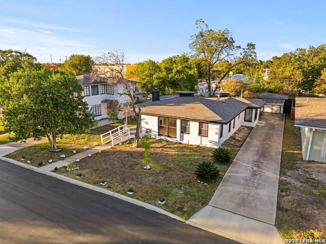 707 Chicago Property Photo 27