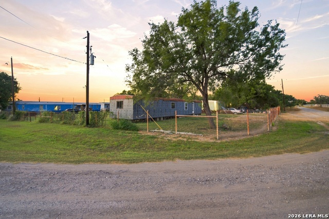 80 County Road 100 Property Photo 2