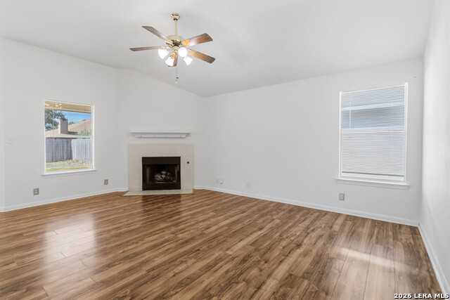 8510 Trumpet Cir Property Photo 6