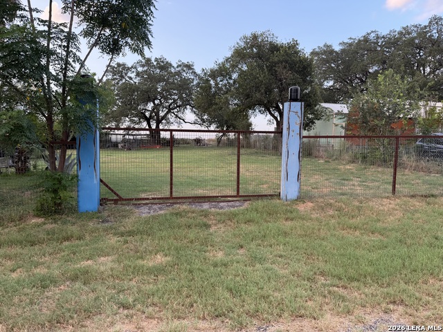 Royal Oaks Property Photo 1