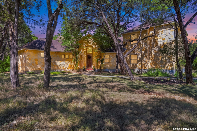 2 Trophy Property Photo 2