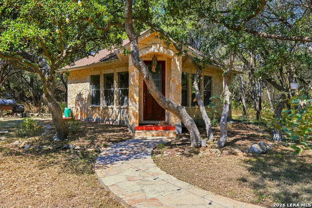 2 Trophy Property Photo 22