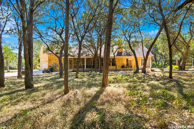 2 Trophy Property Photo 31