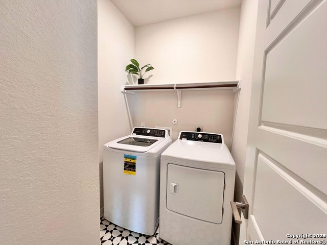 3425 Meteor Night Property Photo 13