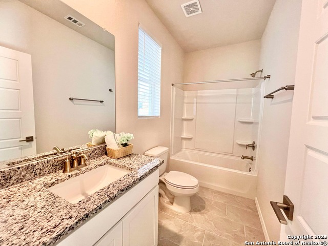 3425 Meteor Night Property Photo 17