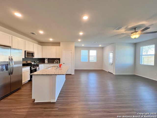 3425 Meteor Night Property Photo 21