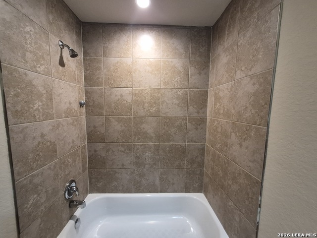 7113 Micayla Cv Property Photo 27
