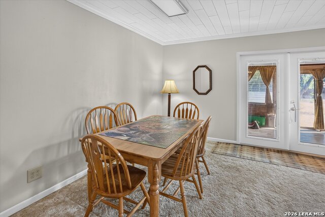 2611 Danbury St Property Photo 11