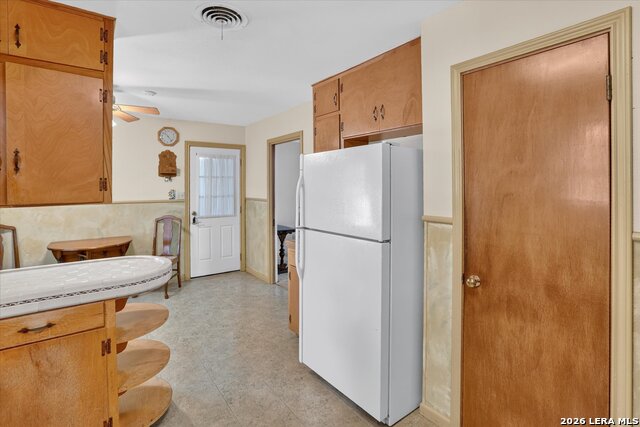 2611 Danbury St Property Photo 16