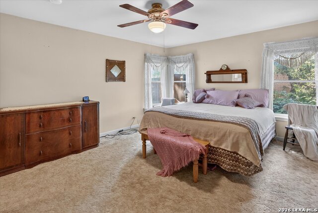 2611 Danbury St Property Photo 19