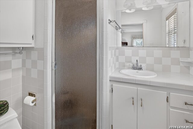2611 Danbury St Property Photo 22