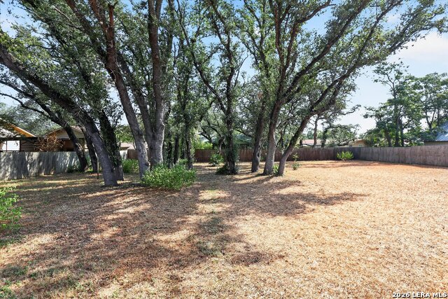 2611 Danbury St Property Photo 30