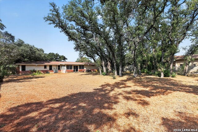 2611 Danbury St Property Photo 31