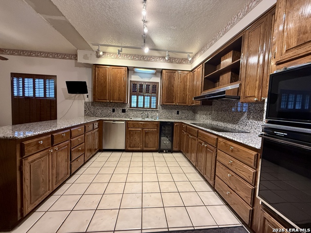 21210 Forest Waters Cir Property Photo 5