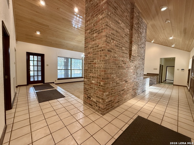 21210 Forest Waters Cir Property Photo 8