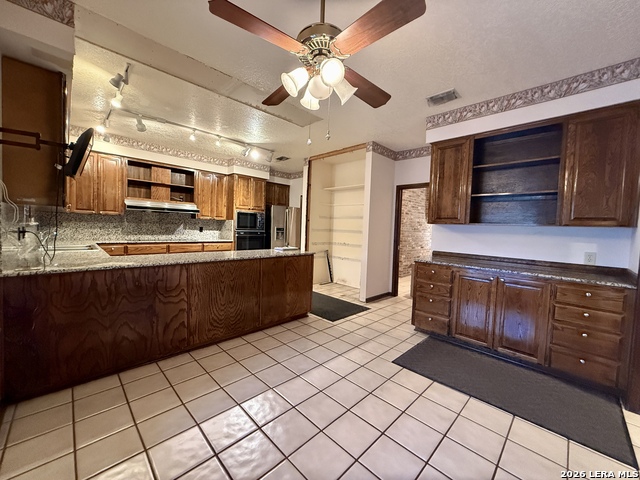 21210 Forest Waters Cir Property Photo 8