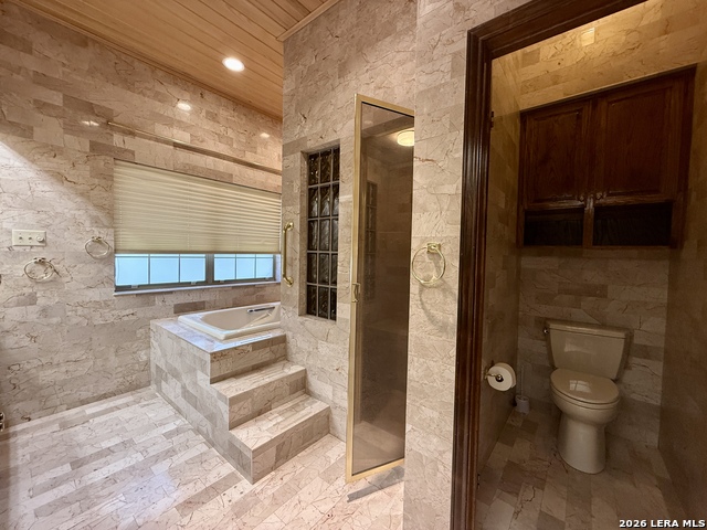 21210 Forest Waters Cir Property Photo 31