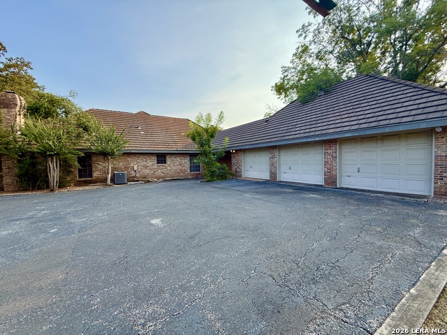 21210 Forest Waters Cir Property Photo 39