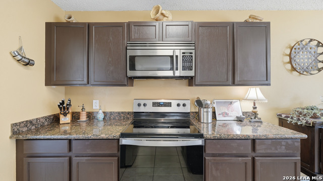 1065 Stone Trl Property Photo 12
