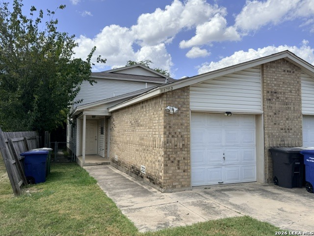 11703 Capotillo Property Photo 1