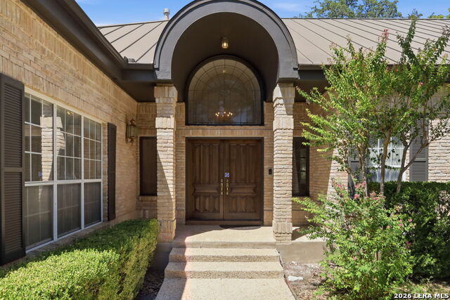 5 Sandhurst Ln Property Photo 1