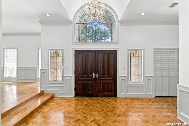 5 Sandhurst Ln Property Photo 2