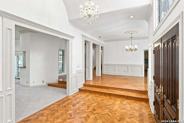 5 Sandhurst Ln Property Photo 8