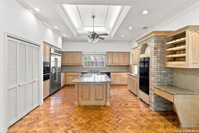 5 Sandhurst Ln Property Photo 10
