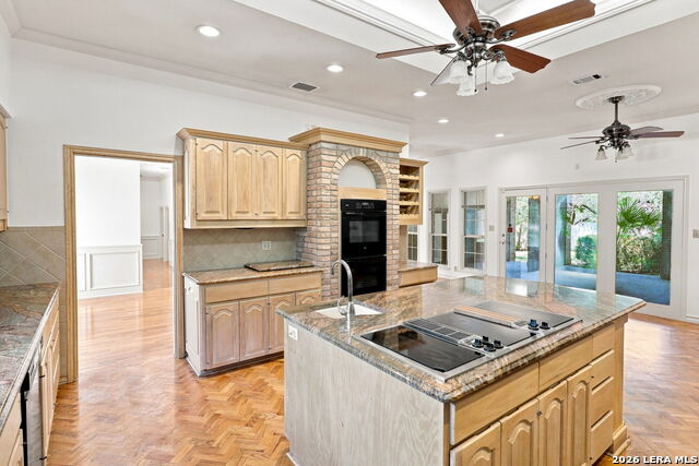 5 Sandhurst Ln Property Photo 13