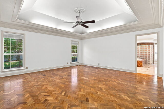5 Sandhurst Ln Property Photo 15