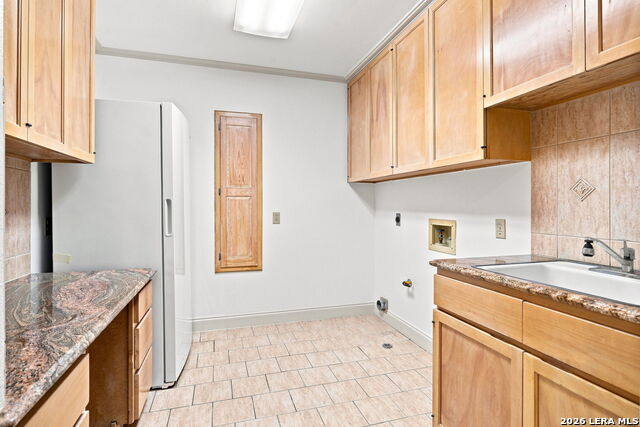 5 Sandhurst Ln Property Photo 30
