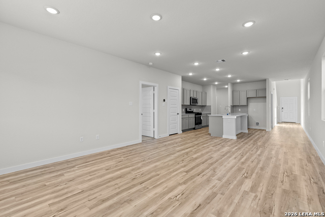 9975 Chavaneaux Lndg Property Photo 8