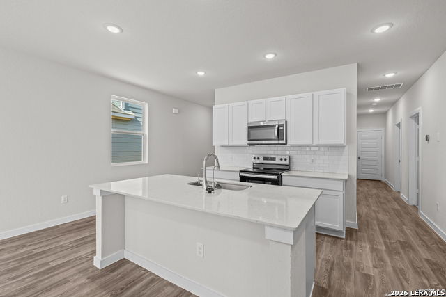 9967 Chavaneaux Lndg Property Photo 4