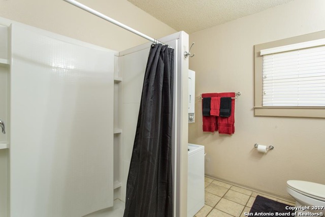 1633 W Kings Hwy Property Photo 14
