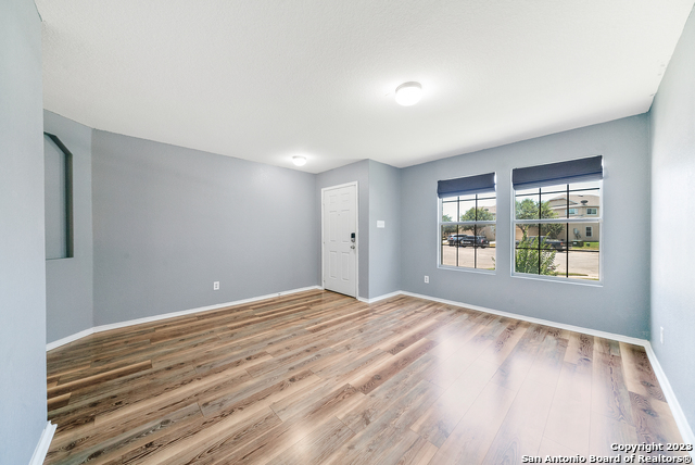 3612 Mistik Mdws Property Photo 6