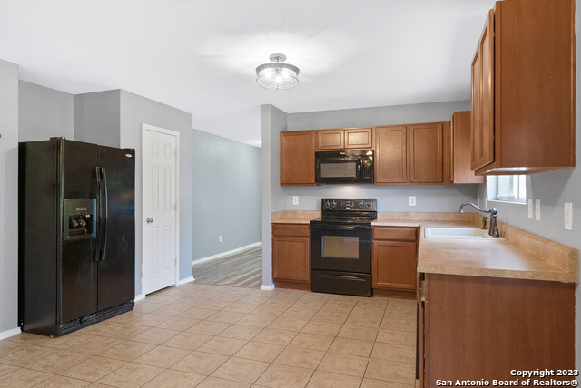 3612 Mistik Mdws Property Photo 12