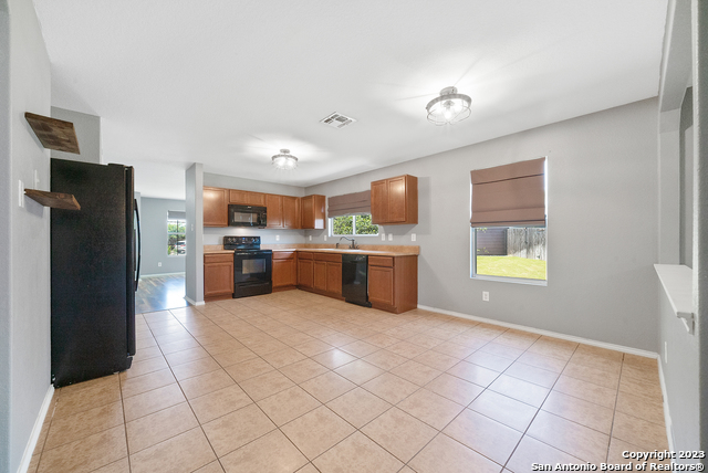 3612 Mistik Mdws Property Photo 14