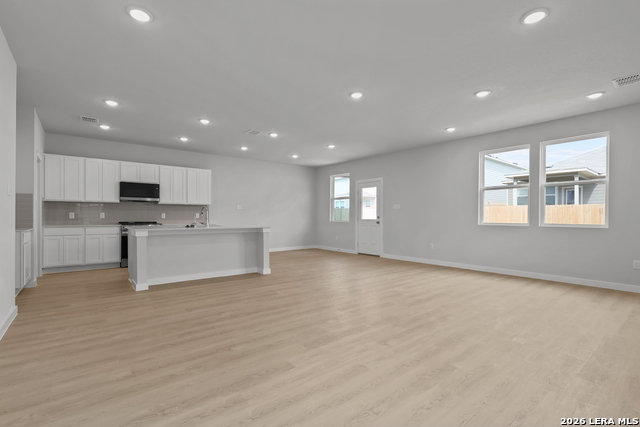 4430 Danforth St Property Photo 4