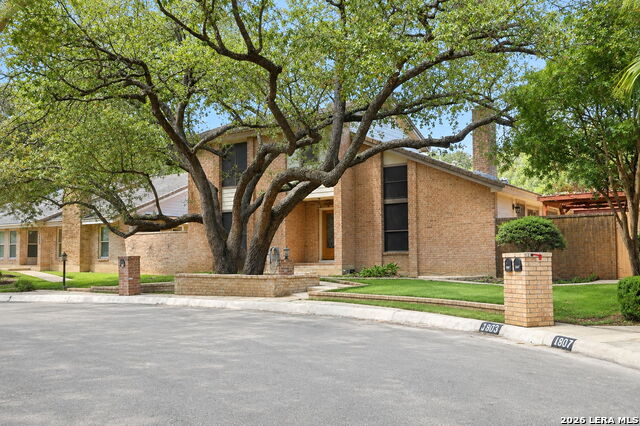 1800 Shadow Park St Property Photo 2