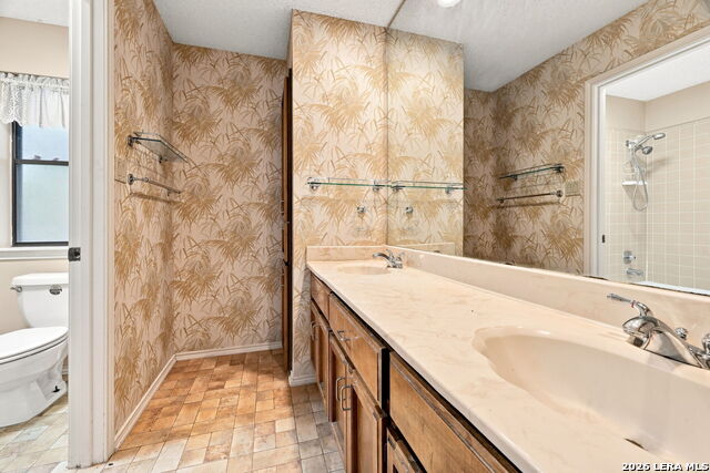 1800 Shadow Park St Property Photo 36