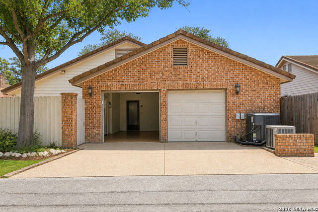 1800 Shadow Park St Property Photo 40