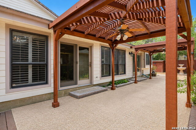 1800 Shadow Park St Property Photo 45