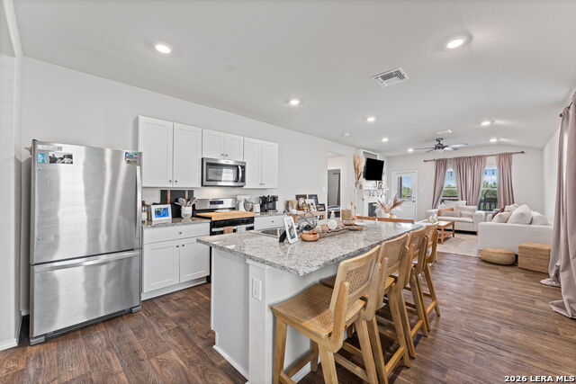 233 Legendary Trail Loop Property Photo 4