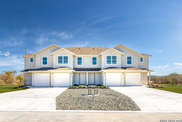 801 Ryan Xing Property Photo 2
