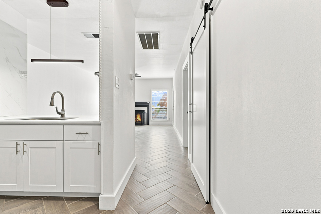 13014 Trent St Property Photo 8